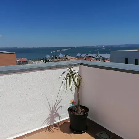 Lovely Tejo Lisboa