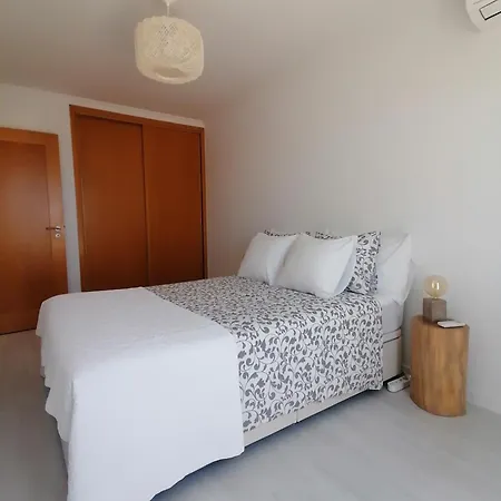 Lovely Tejo Apartment Lissabon